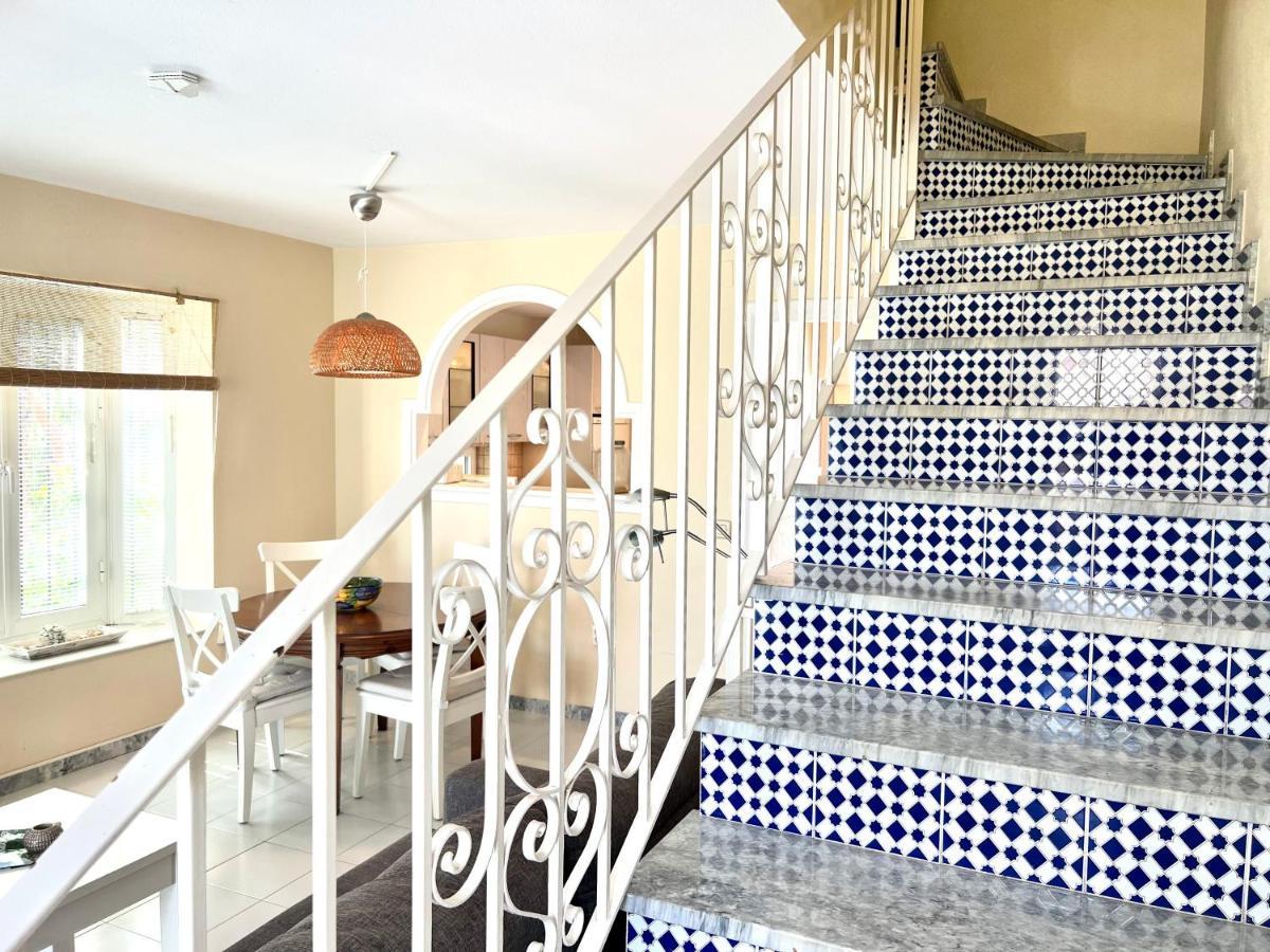 El Faro Fabulous Vacation In A 2 Bedroom Townhouse With 2 Terraces Overlooking The Sea, Suitable For 6 People 3 Swimming Pools Tennis And 200 Mts From The Sea מראה חיצוני תמונה