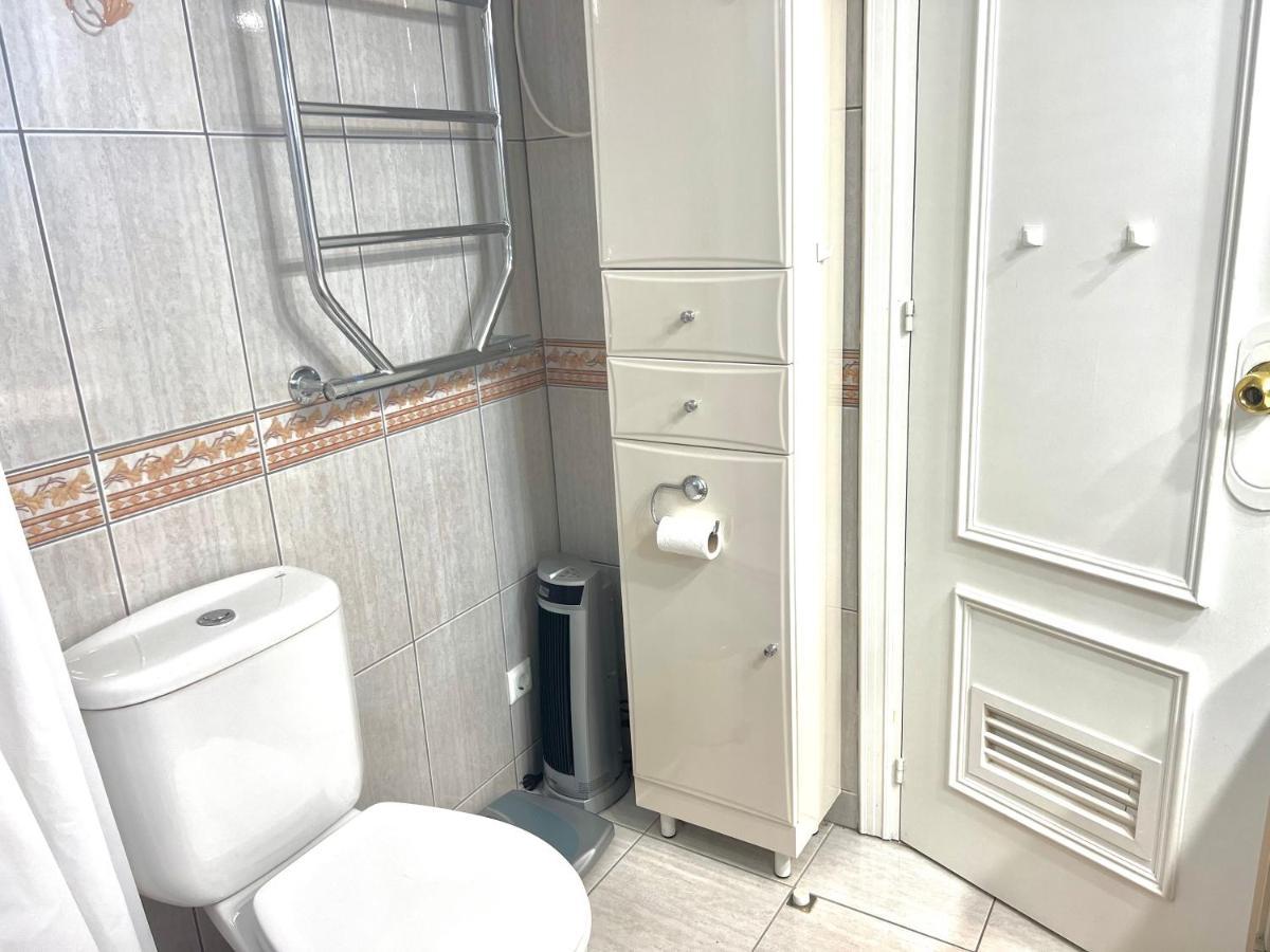 El Faro Fabulous Vacation In A 2 Bedroom Townhouse With 2 Terraces Overlooking The Sea, Suitable For 6 People 3 Swimming Pools Tennis And 200 Mts From The Sea מראה חיצוני תמונה