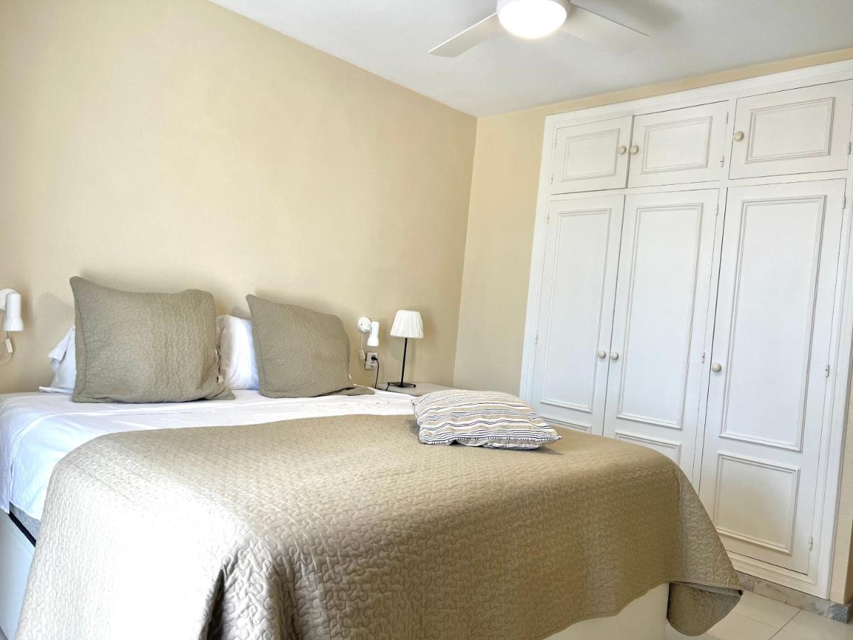 El Faro Fabulous Vacation In A 2 Bedroom Townhouse With 2 Terraces Overlooking The Sea, Suitable For 6 People 3 Swimming Pools Tennis And 200 Mts From The Sea מראה חיצוני תמונה