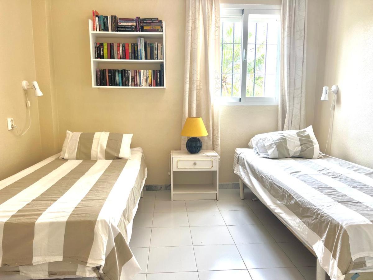 El Faro Fabulous Vacation In A 2 Bedroom Townhouse With 2 Terraces Overlooking The Sea, Suitable For 6 People 3 Swimming Pools Tennis And 200 Mts From The Sea מראה חיצוני תמונה